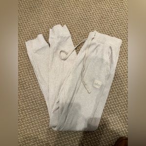 Alo Yoga Sweats